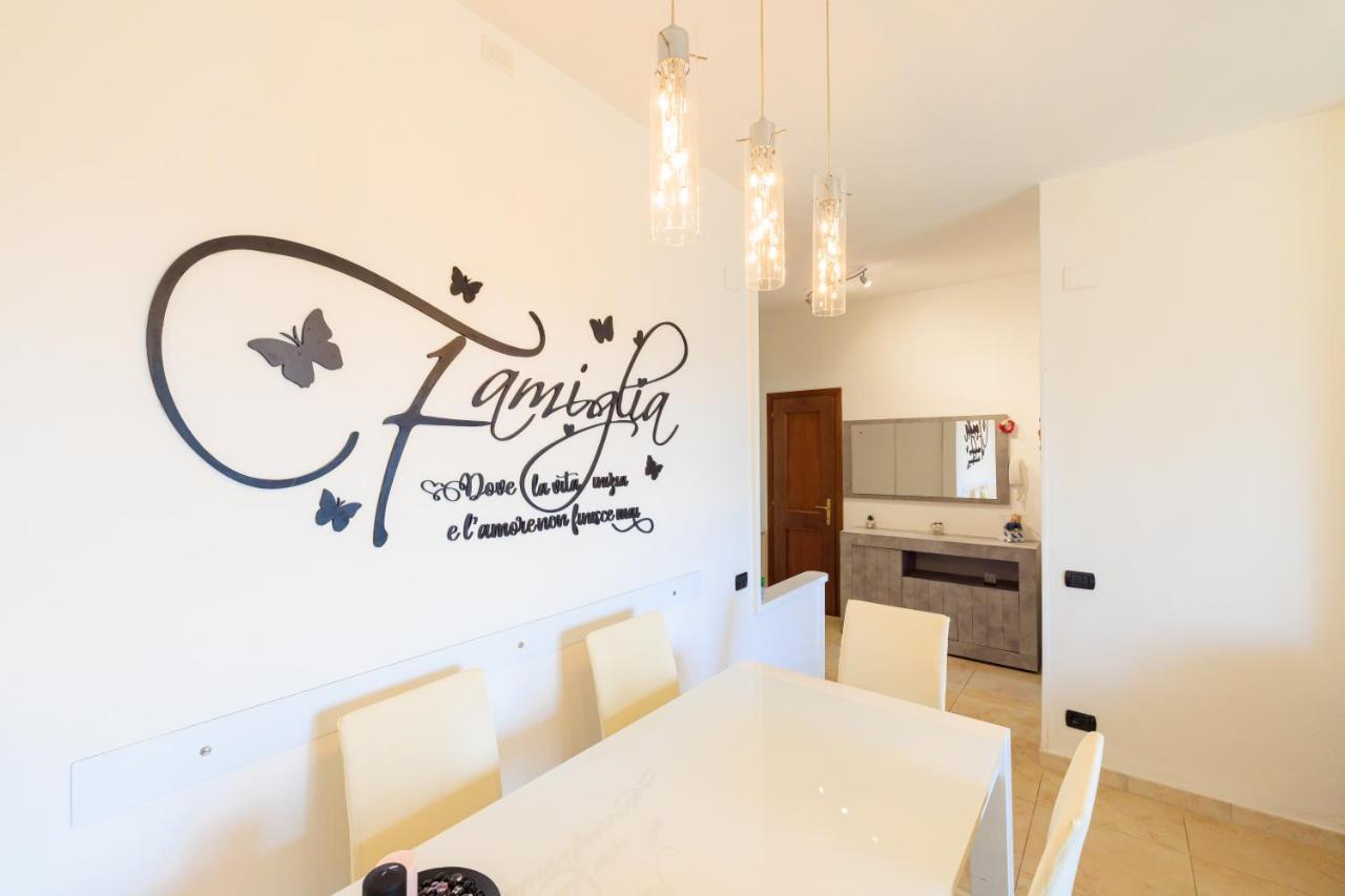 L' Essenziale Appartement Livorno Buitenkant foto