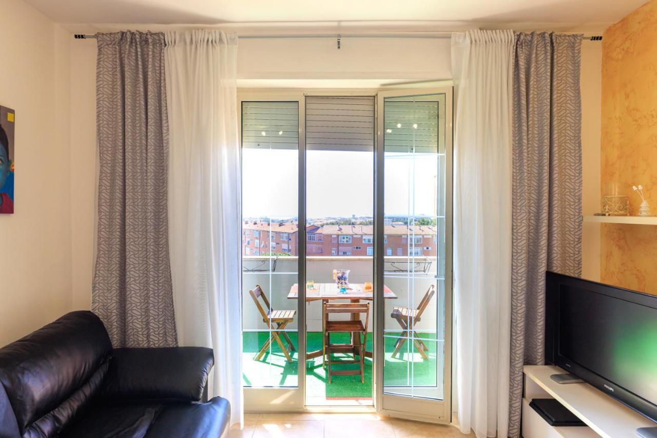 L' Essenziale Appartement Livorno Buitenkant foto