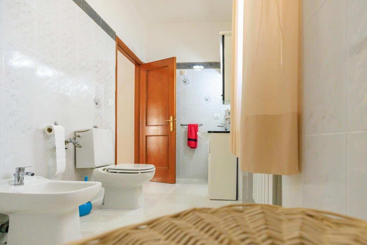 L' Essenziale Appartement Livorno Buitenkant foto