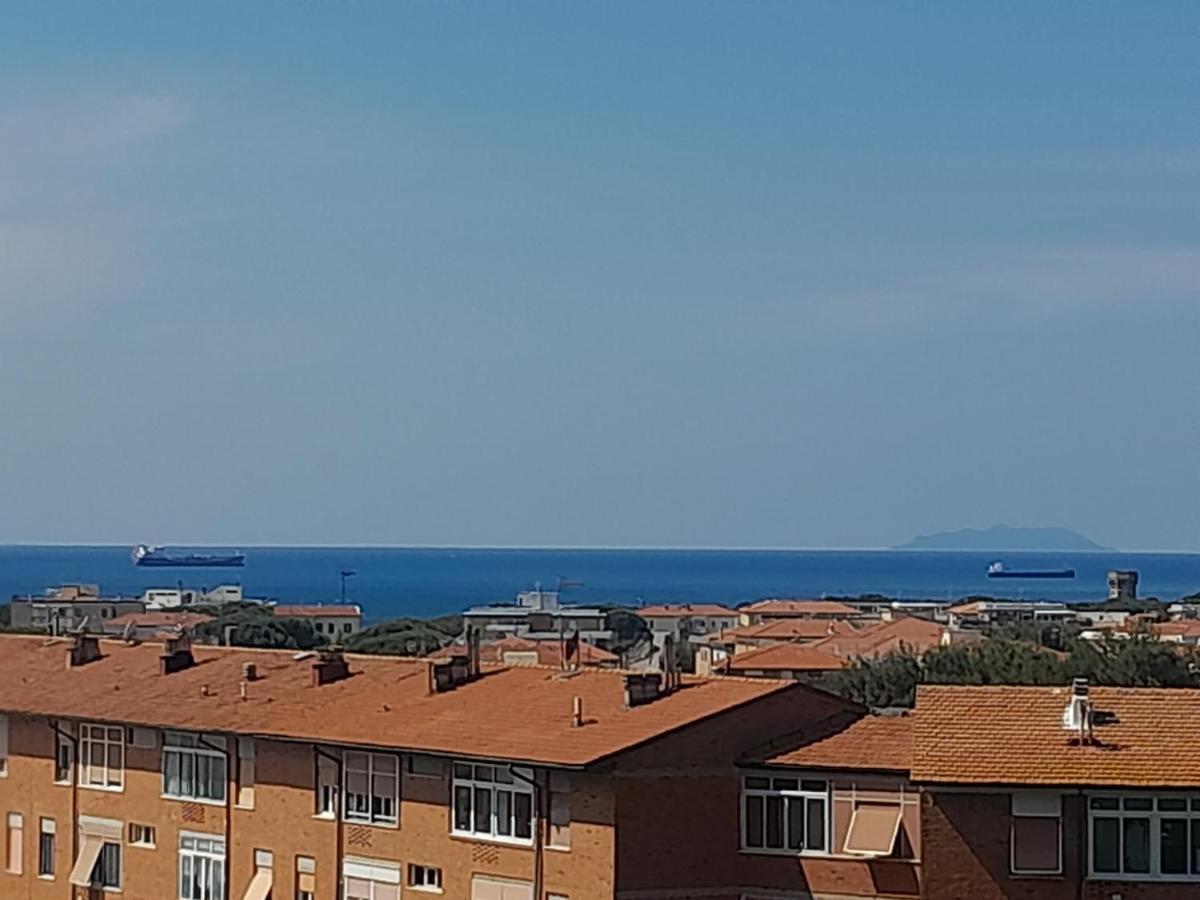 L' Essenziale Appartement Livorno Buitenkant foto