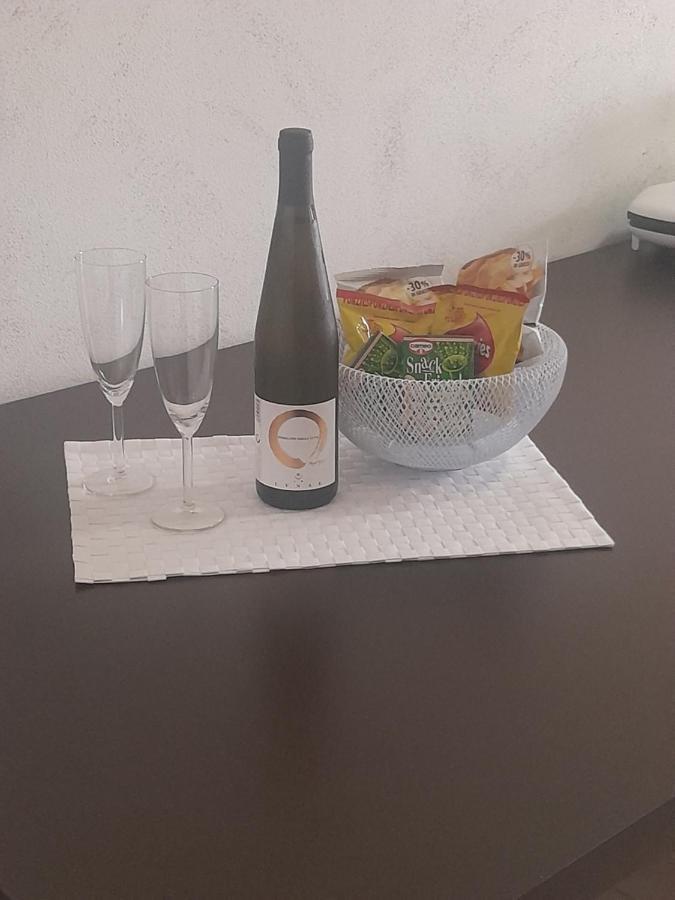 L' Essenziale Appartement Livorno Buitenkant foto