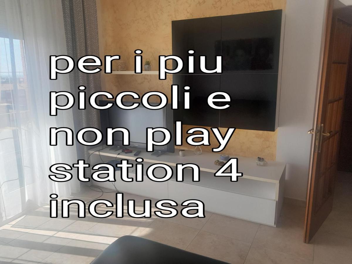L' Essenziale Appartement Livorno Buitenkant foto