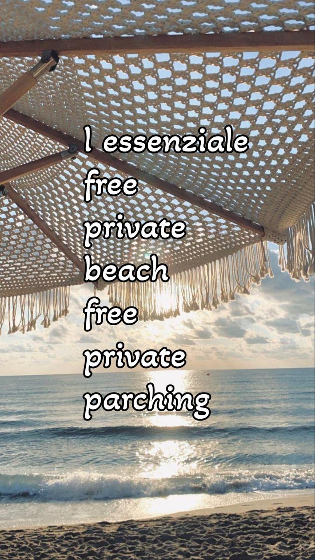 L' Essenziale Appartement Livorno Buitenkant foto